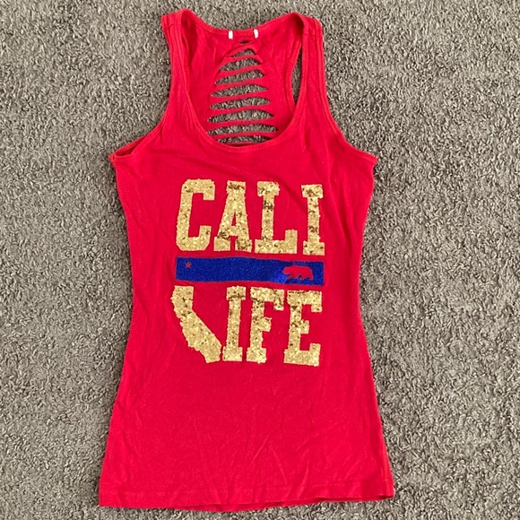 Red Cali Life Tank Top with Gold Sequins Size M - Picture 1 of 7